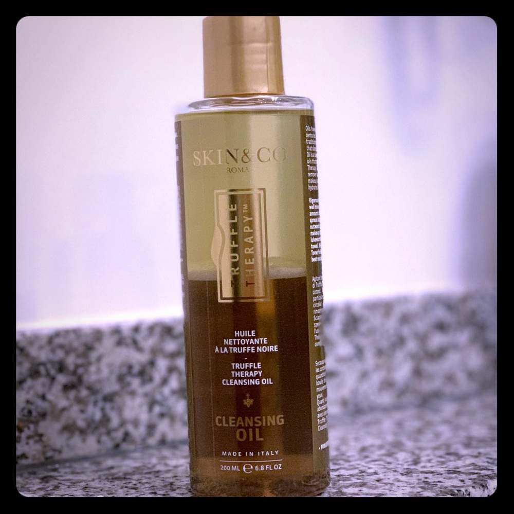 SKIN&CO Truffle Therapy Cleansing Oil